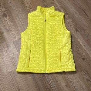 Ladies light puffer vest